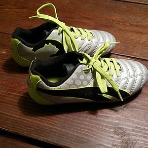 Boys Puma Procat Soccer Cleats